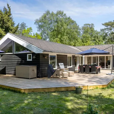 Amina - 1-1km From The Sea By Interhome Feriehus